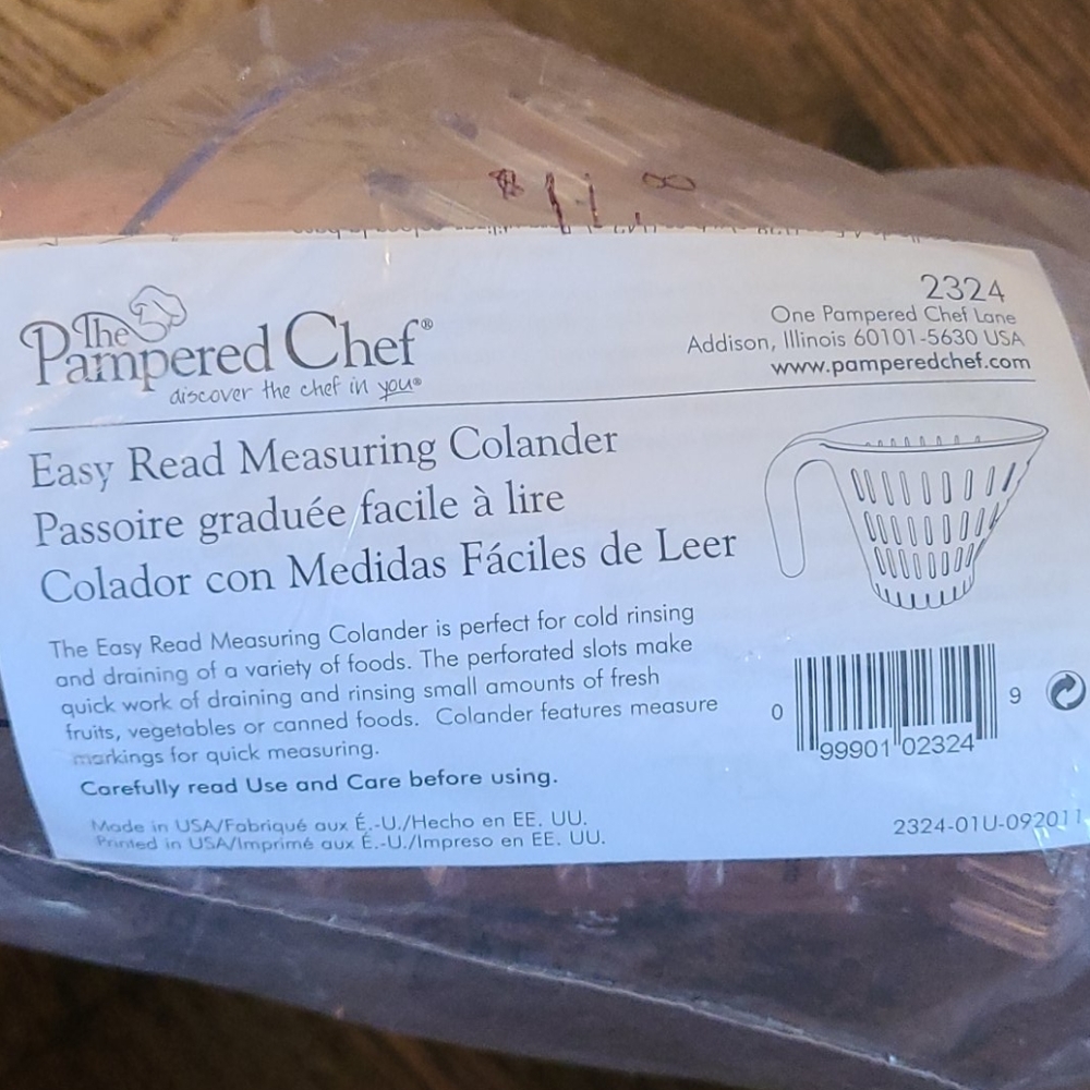 Pampered Chef Measuring Colander